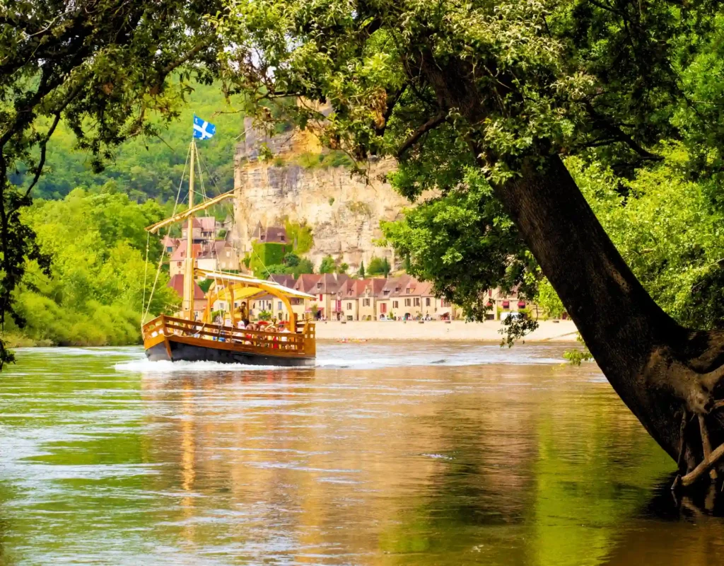 gageac boat dordogne